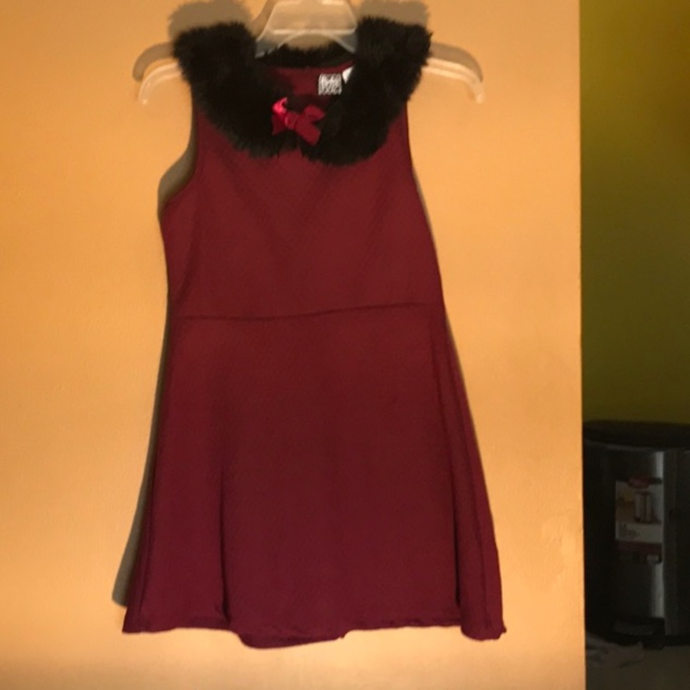girls burgundy dress with or without fur collar